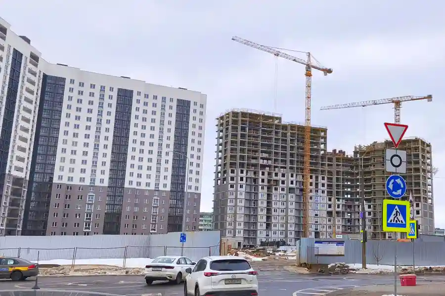 Стройка притормозила в январе-феврале