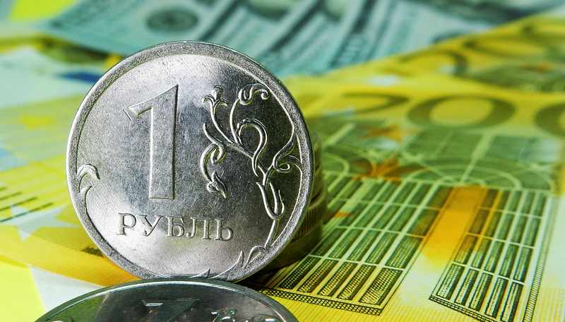 Новый российский рубль будет стоить дороже, доллар по 30 рублей