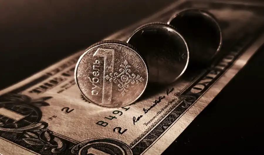 Прогноз курса доллара на конец 2025 года