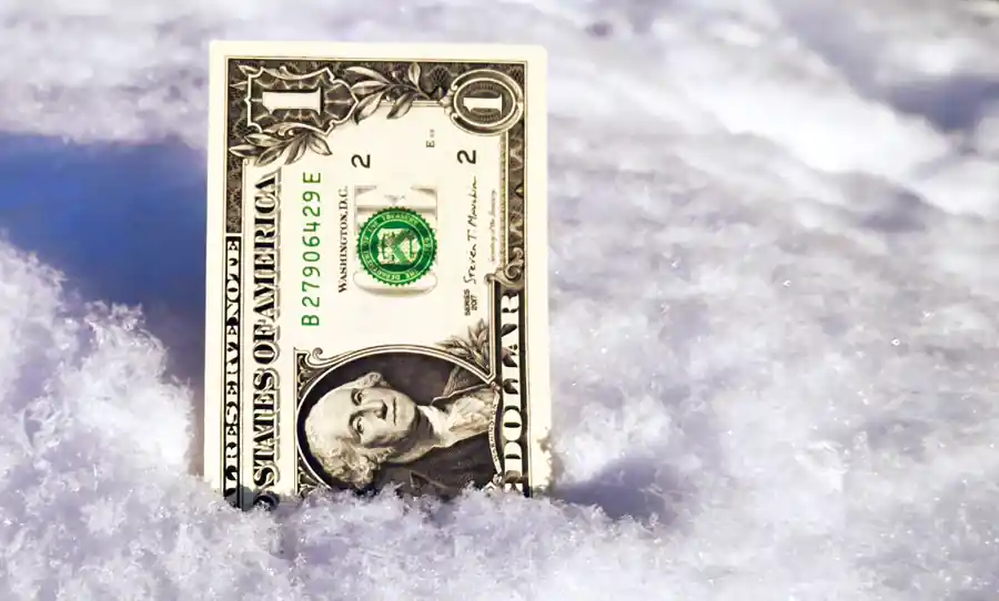 Доллар опускается на дно! 21 января 2026 он на минимуме за 47 дней